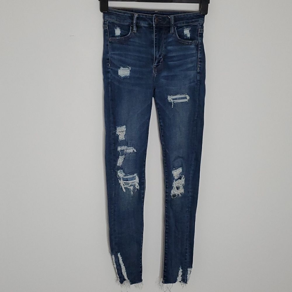 AMERICAN Eagle dark wash next level stretch size 2 super high rise jeggings